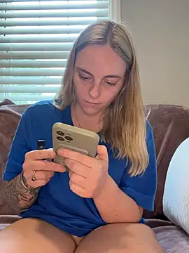 jaseyrae (F young) - Flash asshole in camera