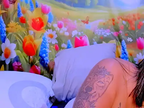 indianroxy webcam