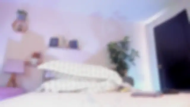 YariRose webcam