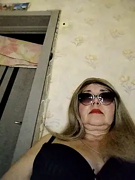 vita72219 - Vita72219's free webcam - UK Sex Cams