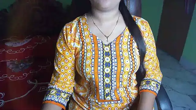 BengaliQueenStar webcam