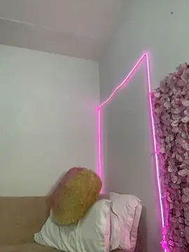 Lynda_Bonnie webcam