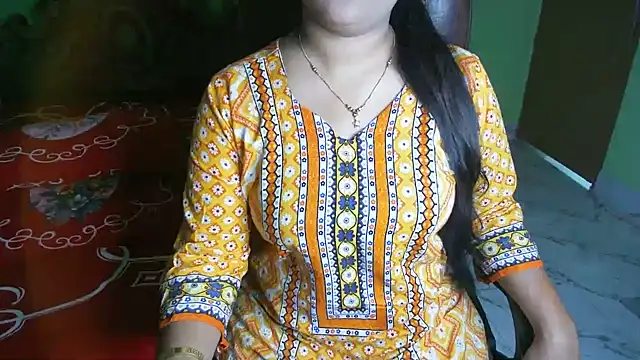 BengaliQueenStar webcam