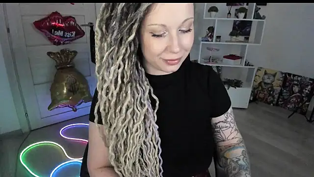 HoneySallyMoore webcam