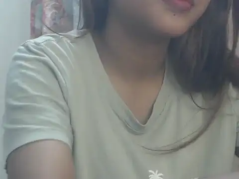 NancyRuvi webcam