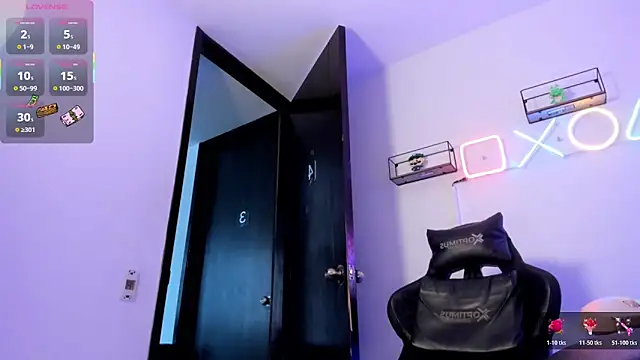 light_eyes_ webcam