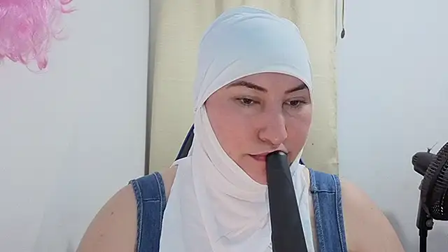 catalina_boobs