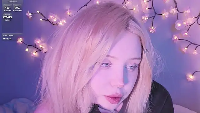 yumi_charm webcam