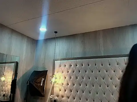 LilyRossi_