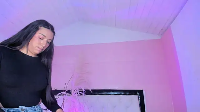 Emily_Roussee
