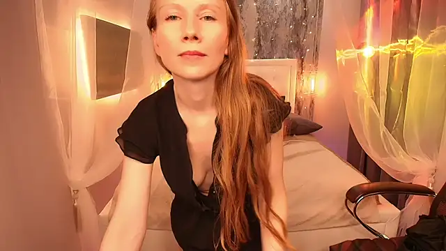 NicoleMiless webcam