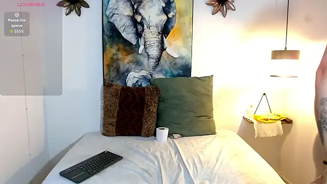 Natasha_and_zoe_ webcam