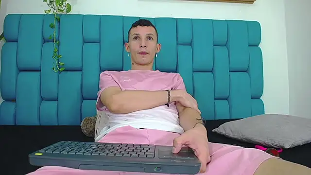 Isak_Buddies webcam