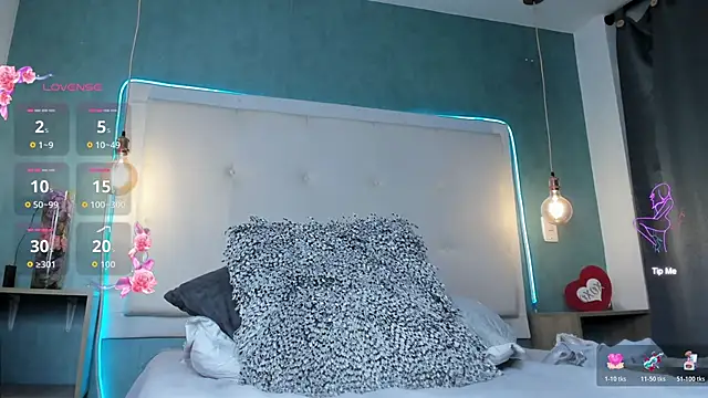 mia_gomez7 webcam