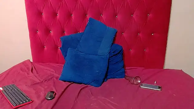 sultryslender webcam
