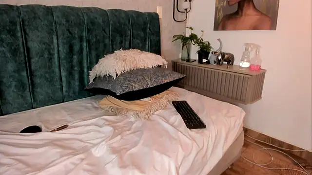 Loren_Couple webcam