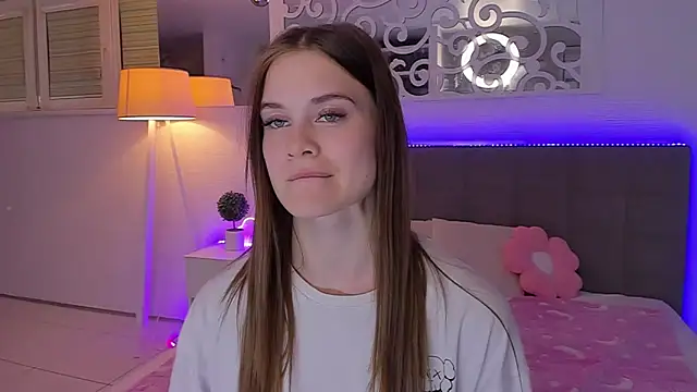 LuisaClover webcam