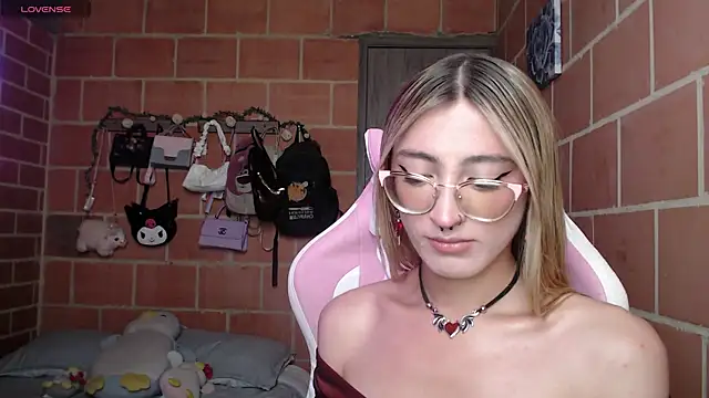 Andrea_camilaaa webcam