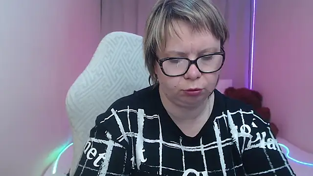 BonnnyBoobsy webcam