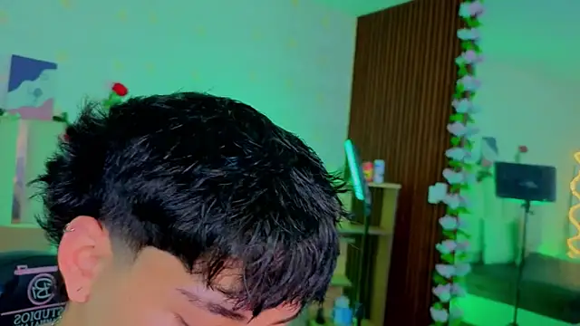 kaelwolf_tay webcam