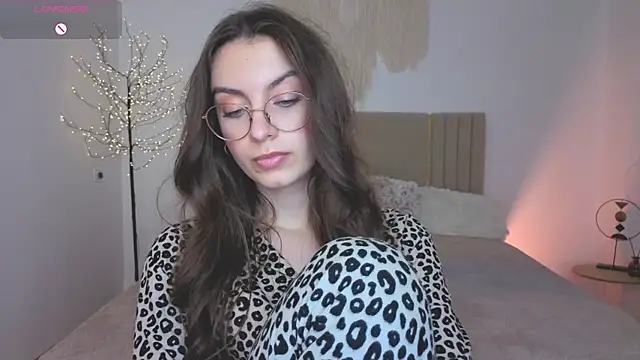 Real_cutie1 webcam