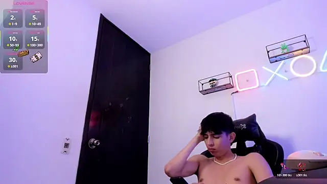 light_eyes_ webcam