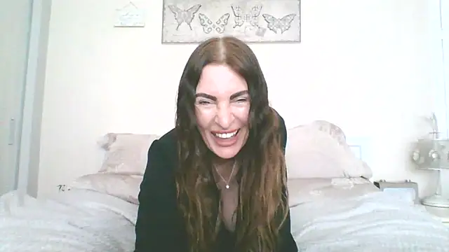EllaKent webcam