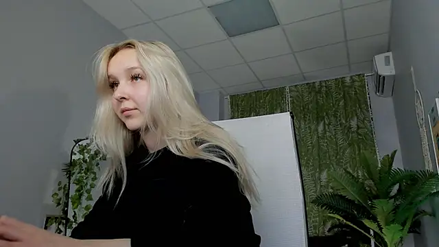 maoqibeverly - MaoqiBeverly's free webcam - UK Sex Cams