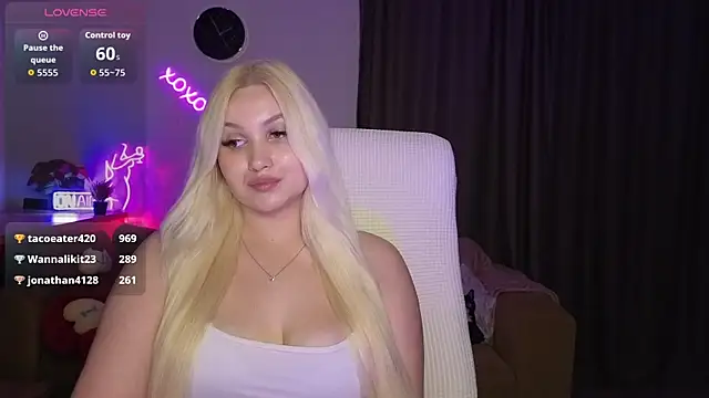 adrelaxina - Adrelaxina's free webcam - UK Sex Cams