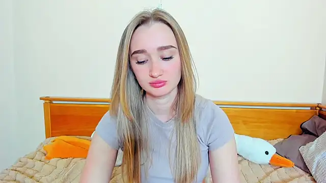 violetteclaire (F young) - breast massage