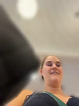 lolabunny9 (F milf) - Mother’s Day is Sunday