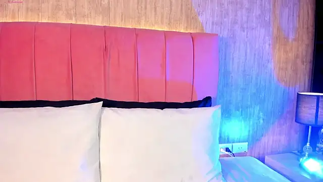 Kendra_kobein webcam