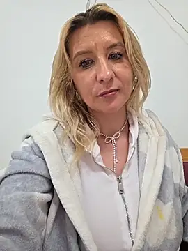 KaylinJan webcam