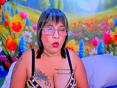 indianroxy webcam