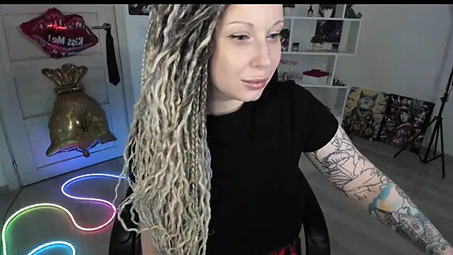 HoneySallyMoore webcam