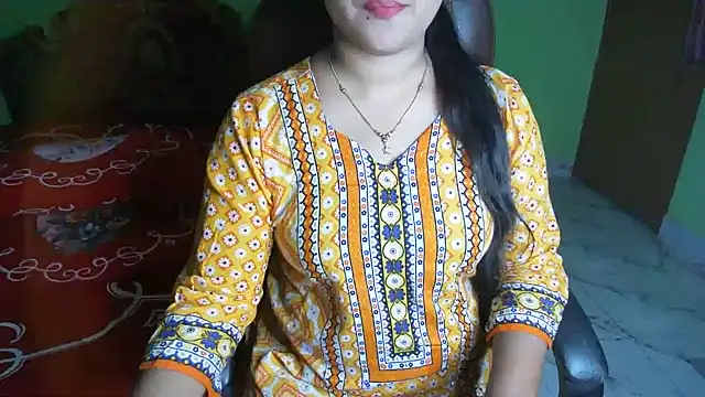 BengaliQueenStar webcam