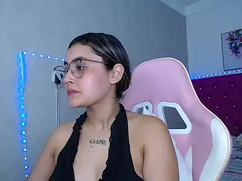 kathe-mills235 webcam