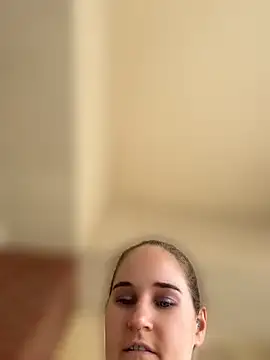 lolabunny9 webcam
