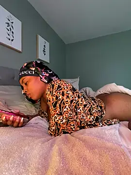 TheRealOshunQueen