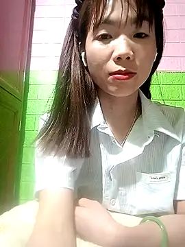 amylinee01 - AmyLinee01's free webcam - UK Sex Cams