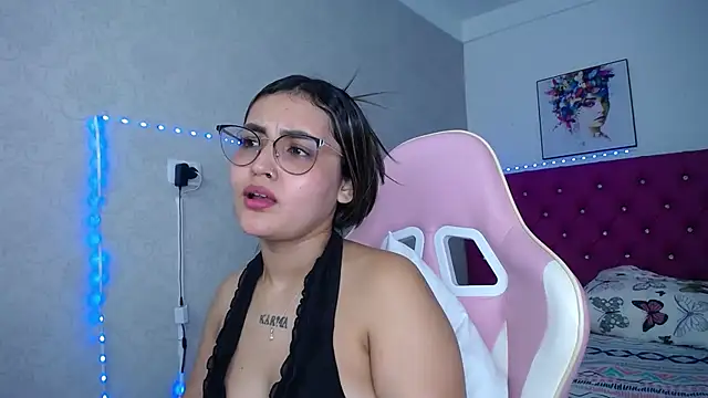 kathe-mills235 webcam