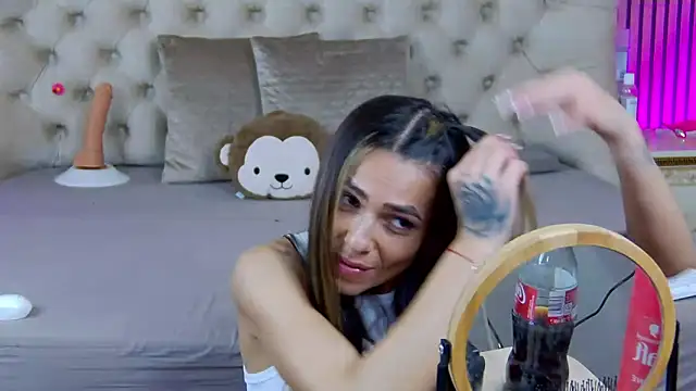 PlayfulShow webcam