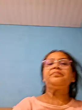 Webcam Model (Shalini3456)  is live.Free join now!