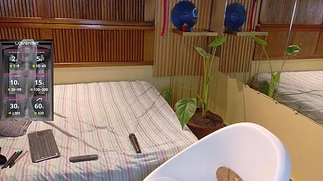 Eli666uwu webcam