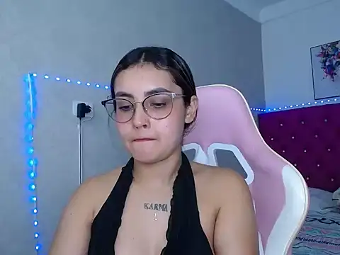 kathe-mills235 webcam