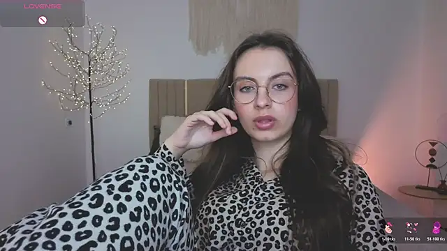 Real_cutie1 webcam