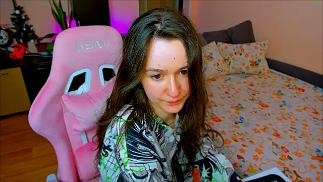 ameli_moon (F young) - sexy tongue teasing😉