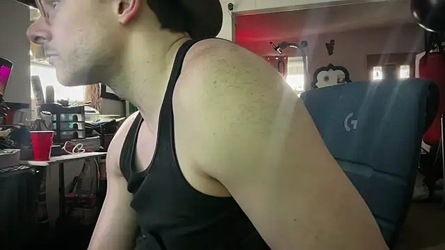 MasterDaddyCool webcam