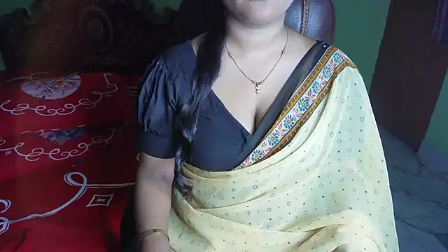 BengaliQueenStar webcam