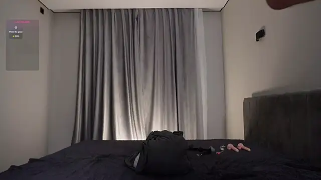 Nik_Sharp webcam